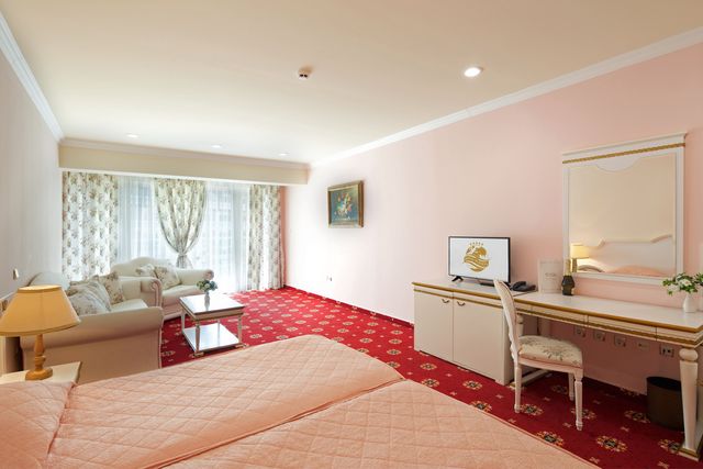 Planeta Hotel - double/twin room luxury